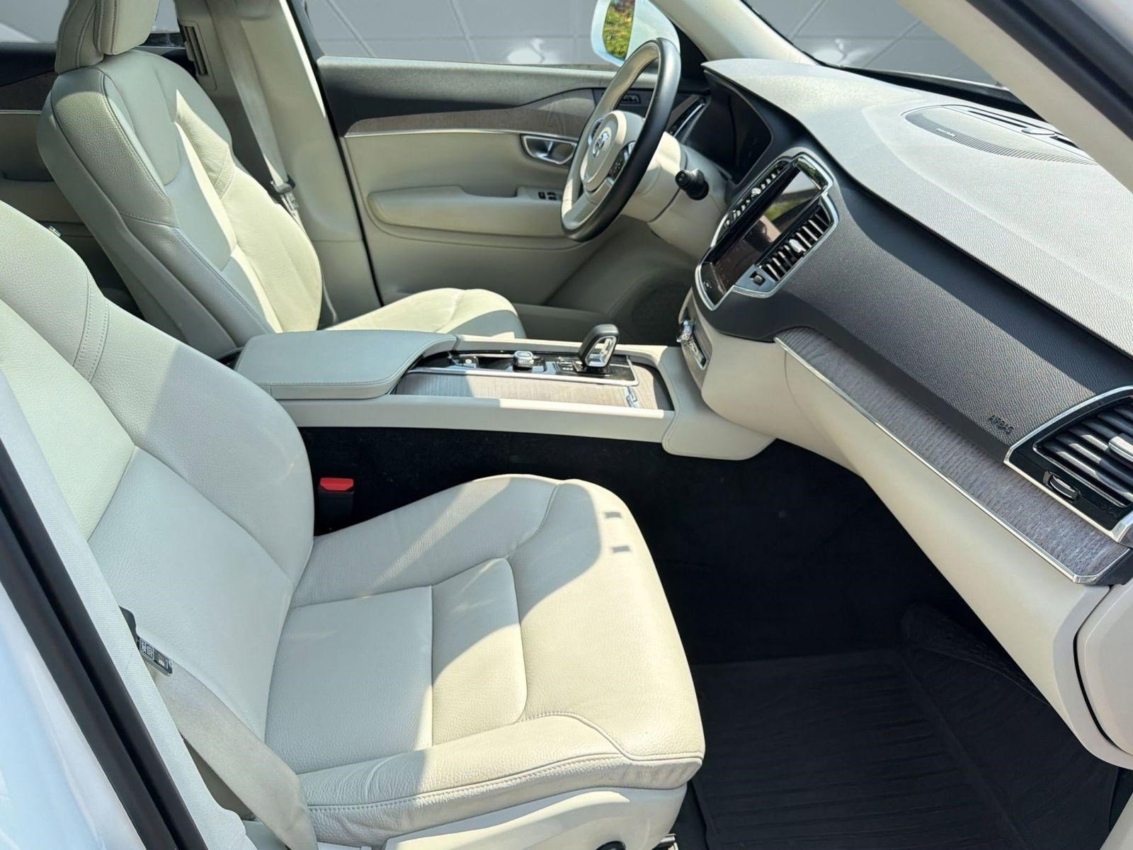 Certified 2023 Volvo XC90 B6 Plus w/ Protection Package Premier AWD/4WD image 30