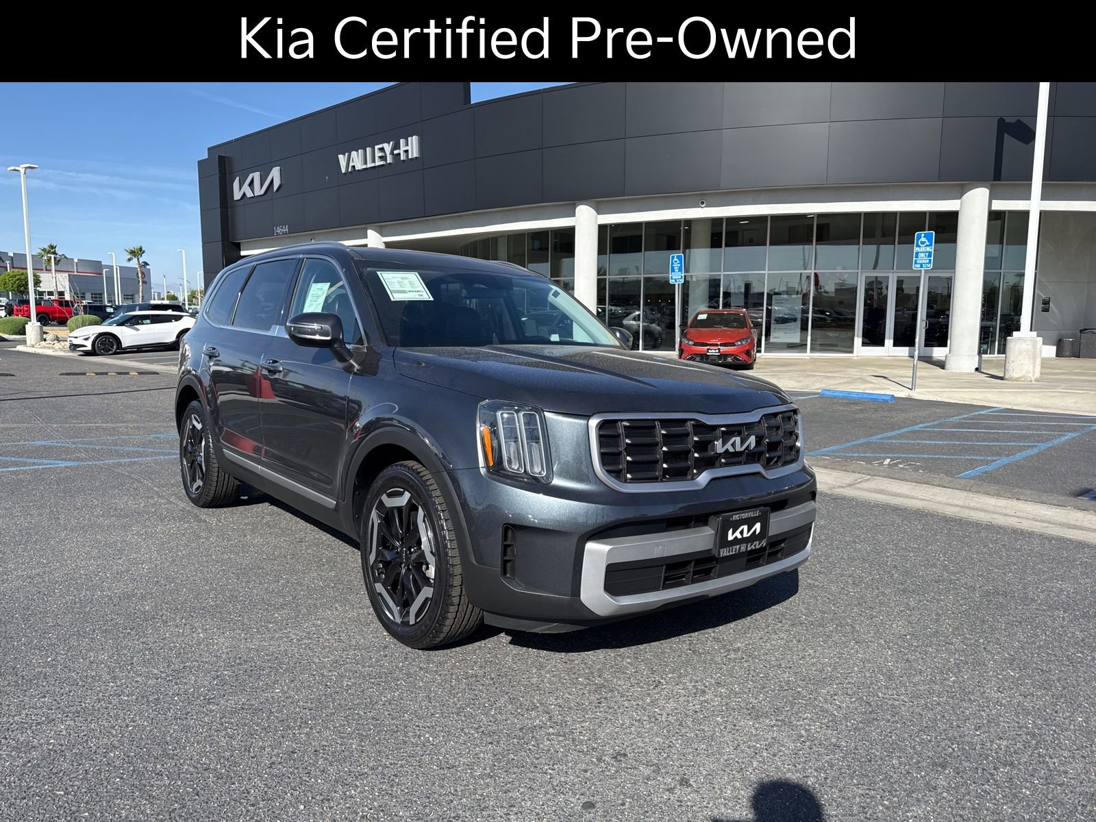 Certified 2023 Kia Telluride S AWD/4WD image 4