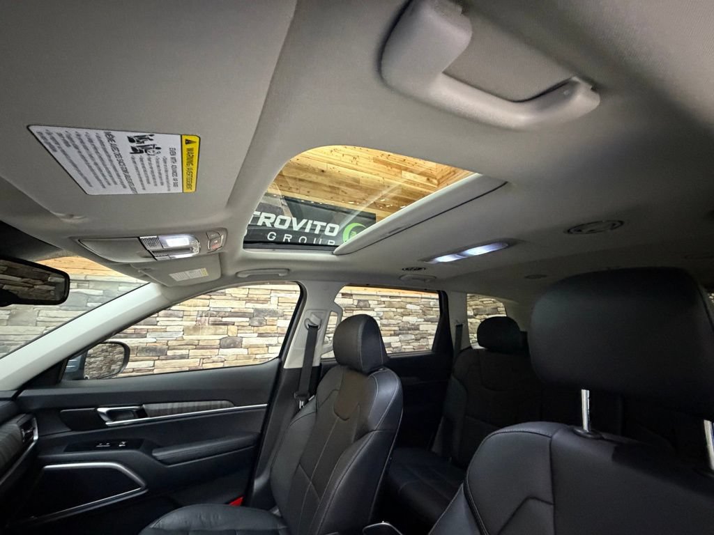 Used 2025 Kia Telluride EX AWD/4WD image 22