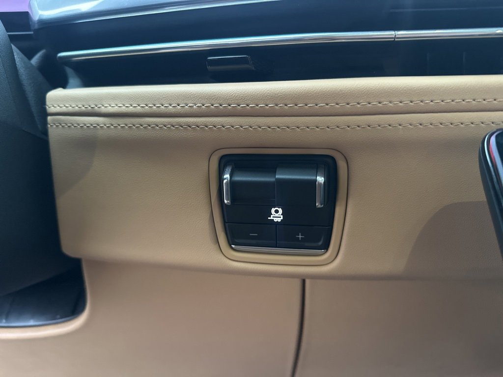 Used 2025 Cadillac Escalade IQ Sport 2 image 24