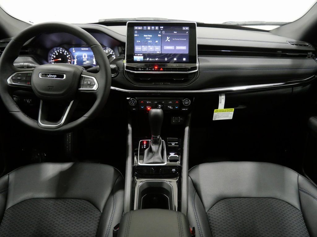 New 2026 Jeep Compass Latitude w/ Sun and Sound Group image 11