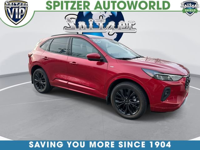 Used 2024 Ford Escape ST-Line Elite w/ Premium Technology Package image 2