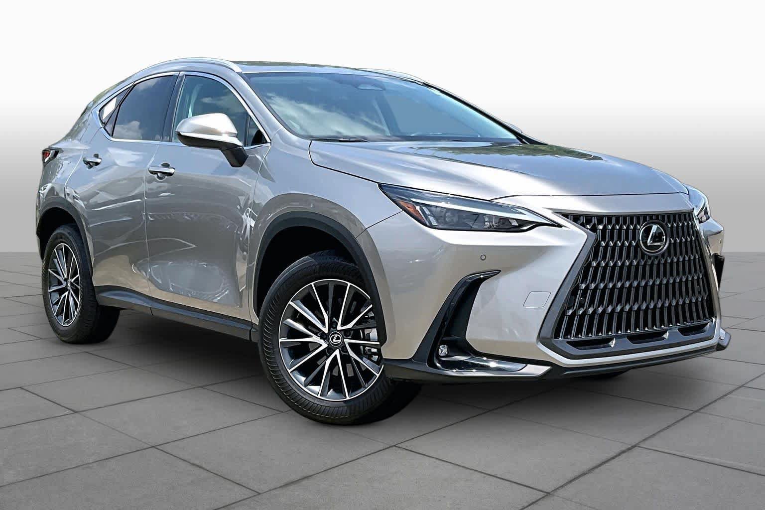 Used 2025 Lexus NX 250 FWD w/ Accessory Package (Z1) image 3