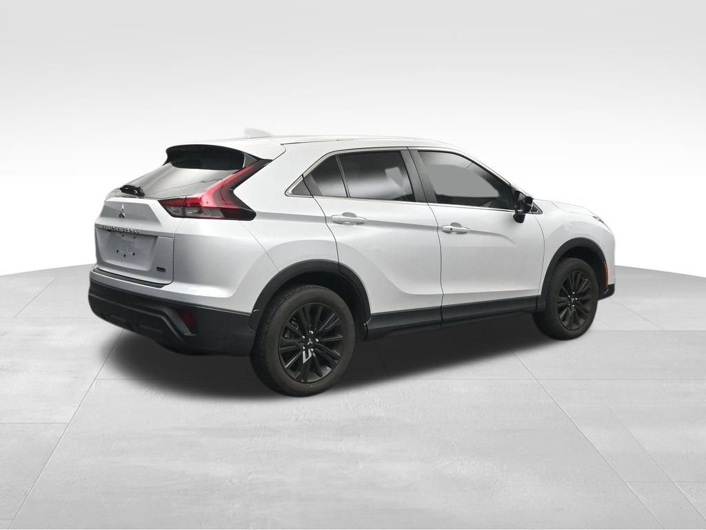 Used 2024 Mitsubishi Eclipse Cross LE AWD/4WD image 5