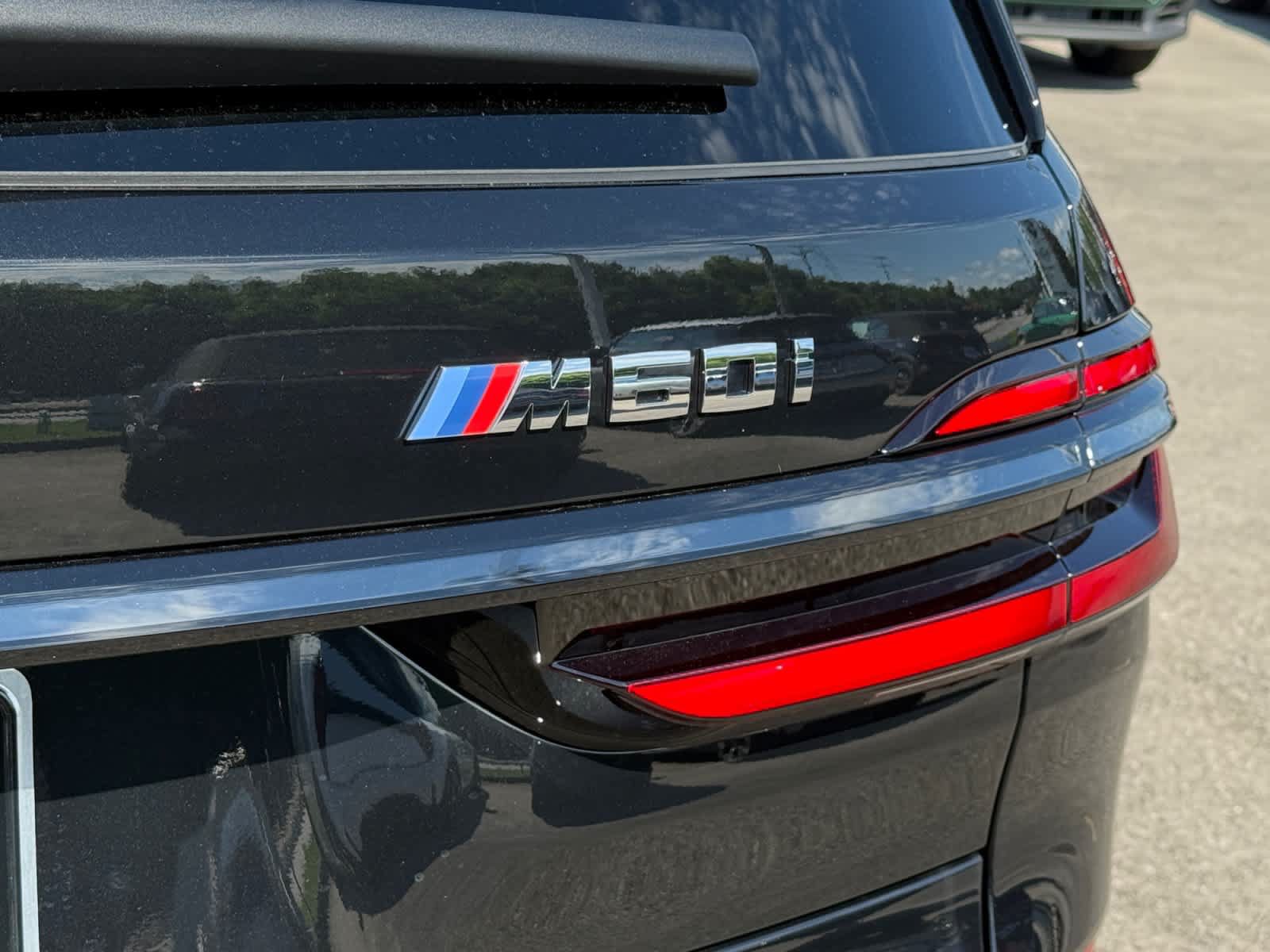 New 2027 BMW X7 M60i AWD/4WD image 11