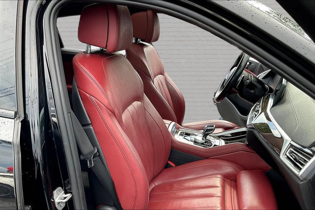 Used 2021 BMW X6 sDrive40i w/ Executive Package RWD image 28