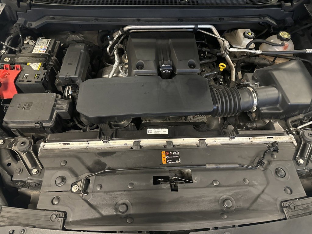 Used 2023 GMC Canyon AT4 w/ AT4 Premium Package image 7