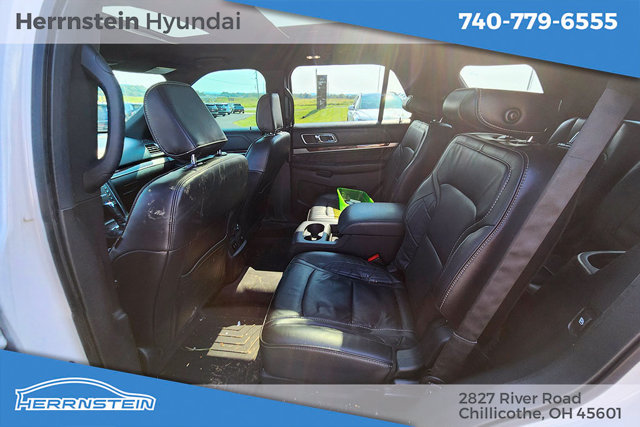Used 2018 Ford Explorer Platinum AWD/4WD image 22