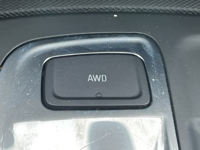 Used 2023 Chevrolet Equinox LT w/ Driver Convenience Package AWD/4WD image 26