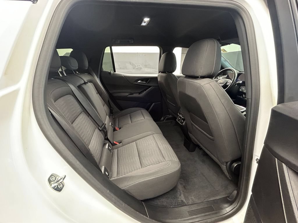 Used 2025 Chevrolet Equinox LT FWD image 56