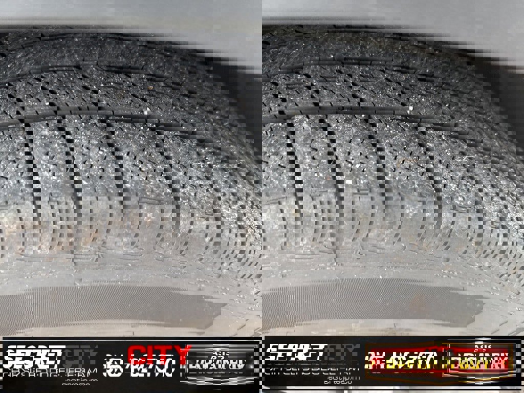 Used 2018 Hyundai Santa Fe Sport image 9