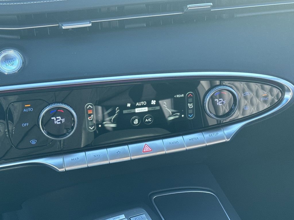 New 2025 Genesis GV70 3.5T Sport w/ Sport Advanced Package image 21