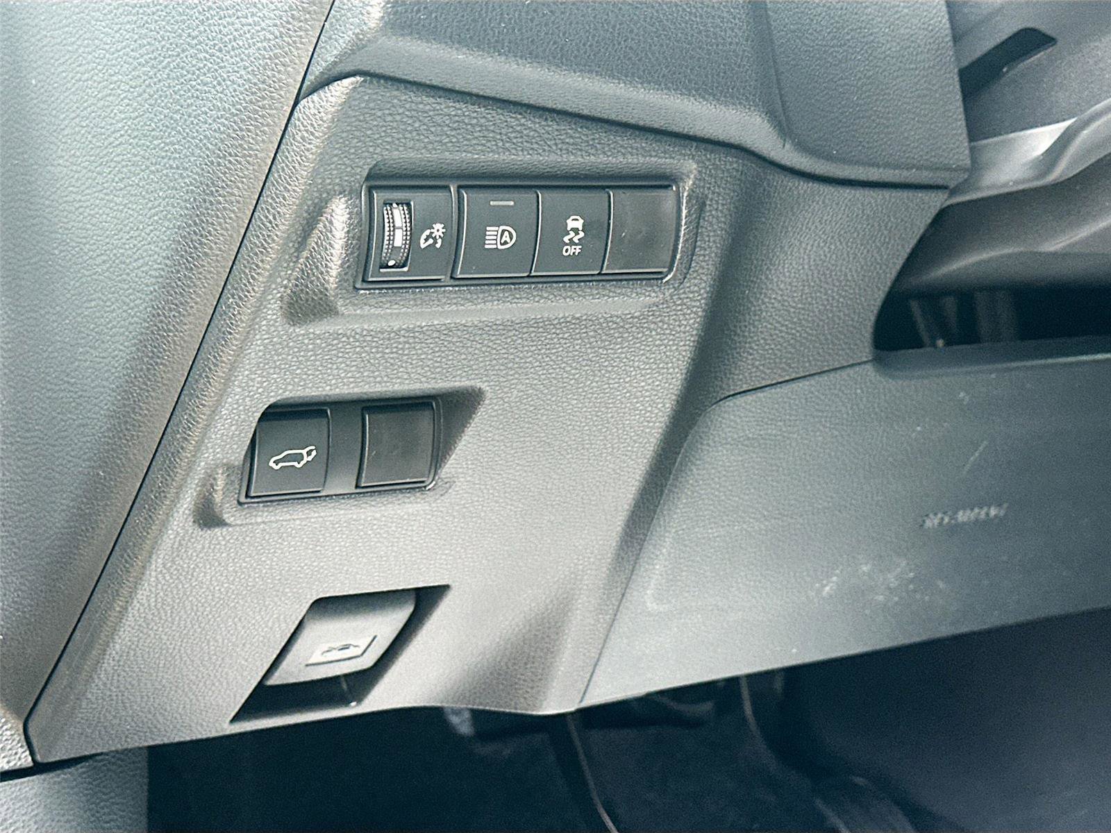 New 2026 Toyota Corolla Cross XLE image 10