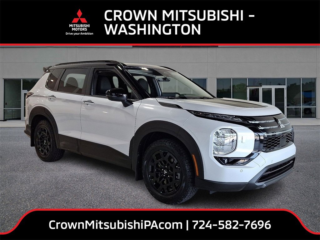 New 2025 Mitsubishi Outlander SE