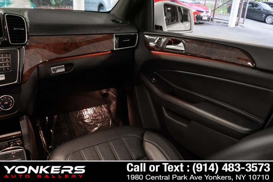 Used 2019 Mercedes-Benz GLS 450 4MATIC image 34