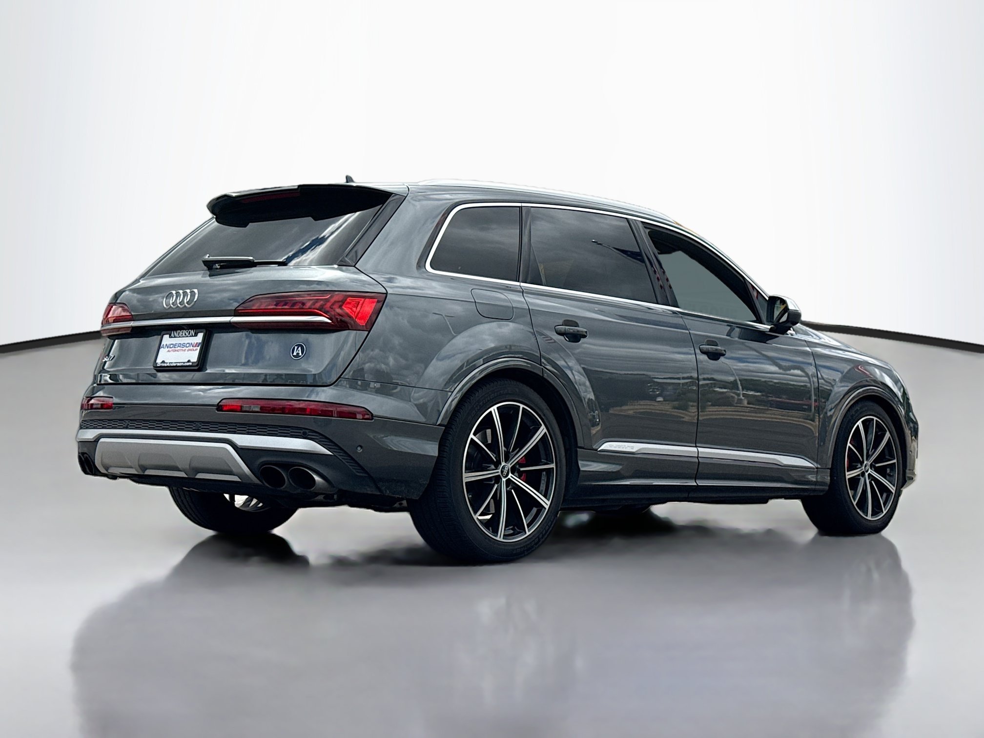 Used 2022 Audi SQ7 Premium Plus AWD/4WD image 2