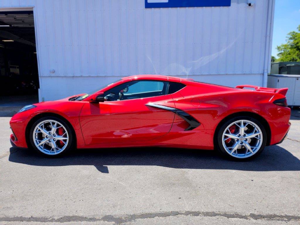 Used 2020 Chevrolet Corvette Stingray Premium Cpe w/ 3LT Preferred Equipment Group RWD image 2