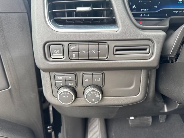 Used 2023 Chevrolet Tahoe LT AWD/4WD image 16