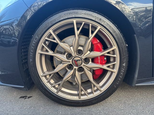 Used 2024 Chevrolet Corvette Stingray Coupe w/ Z51 Performance Package image 9