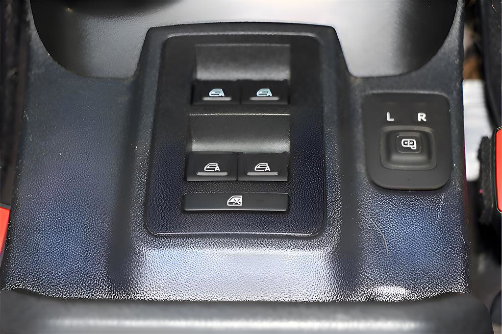 Used 2021 Ford Bronco Badlands image 50