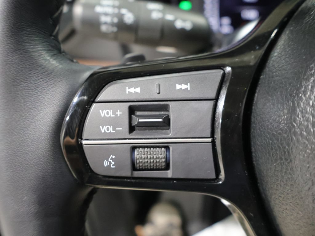 Used 2024 Honda Pilot Elite image 36
