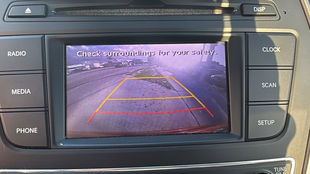 Used 2017 Hyundai Santa Fe Sport image 26