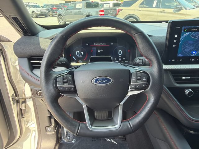 Used 2025 Ford Explorer ST-Line AWD/4WD image 26
