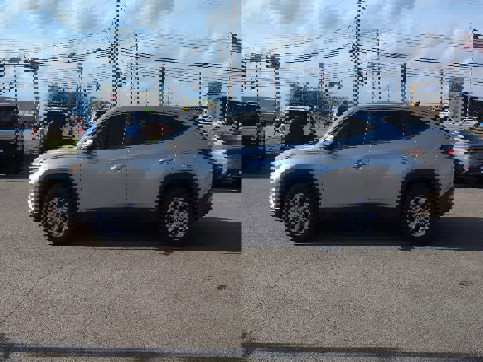 Used 2022 Hyundai Tucson SE image 5