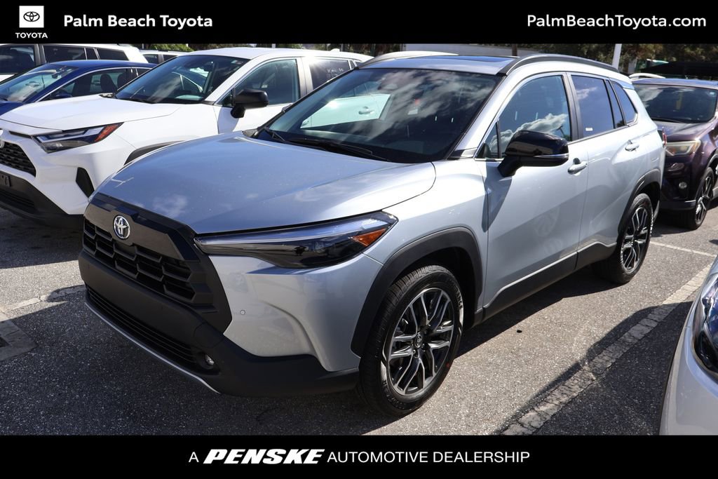 Used 2026 Toyota Corolla Cross XLE w/ Convenience Package FWD image 1