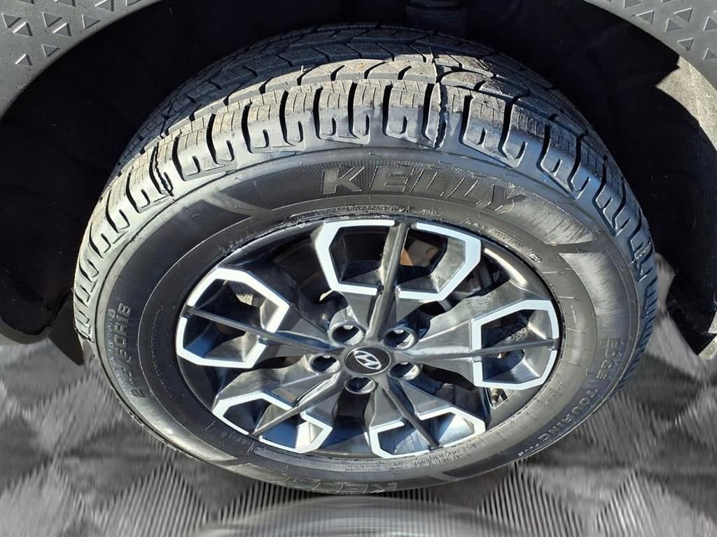 Used 2023 Hyundai Santa Cruz SEL w/ Cargo Package image 18