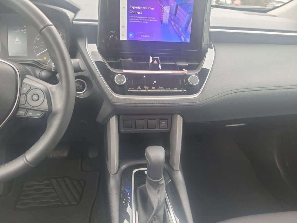 Certified 2023 Toyota Corolla Cross LE image 18