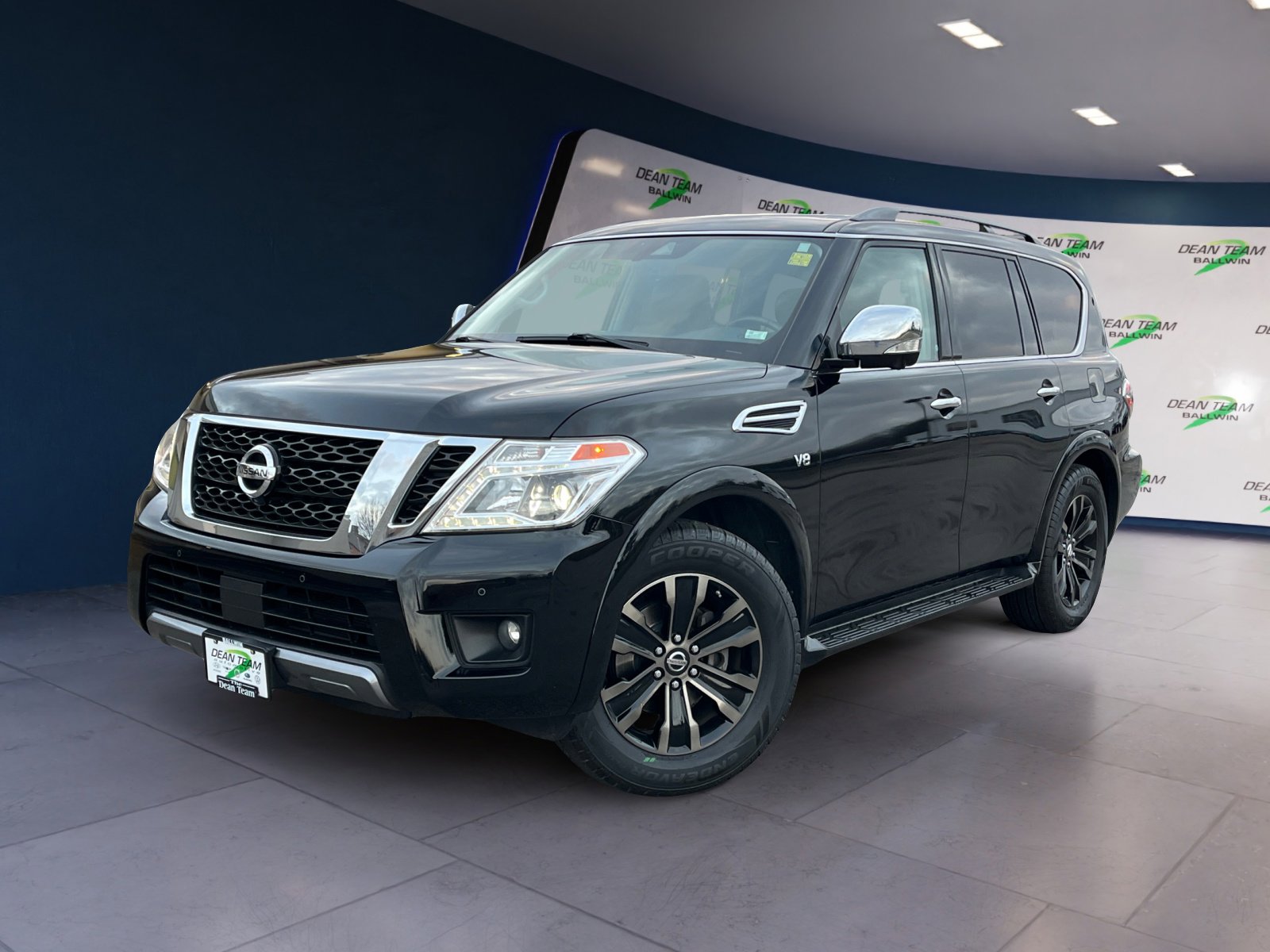 Used 2020 Nissan Armada Platinum w/ Captain's Chairs Package AWD/4WD image 3