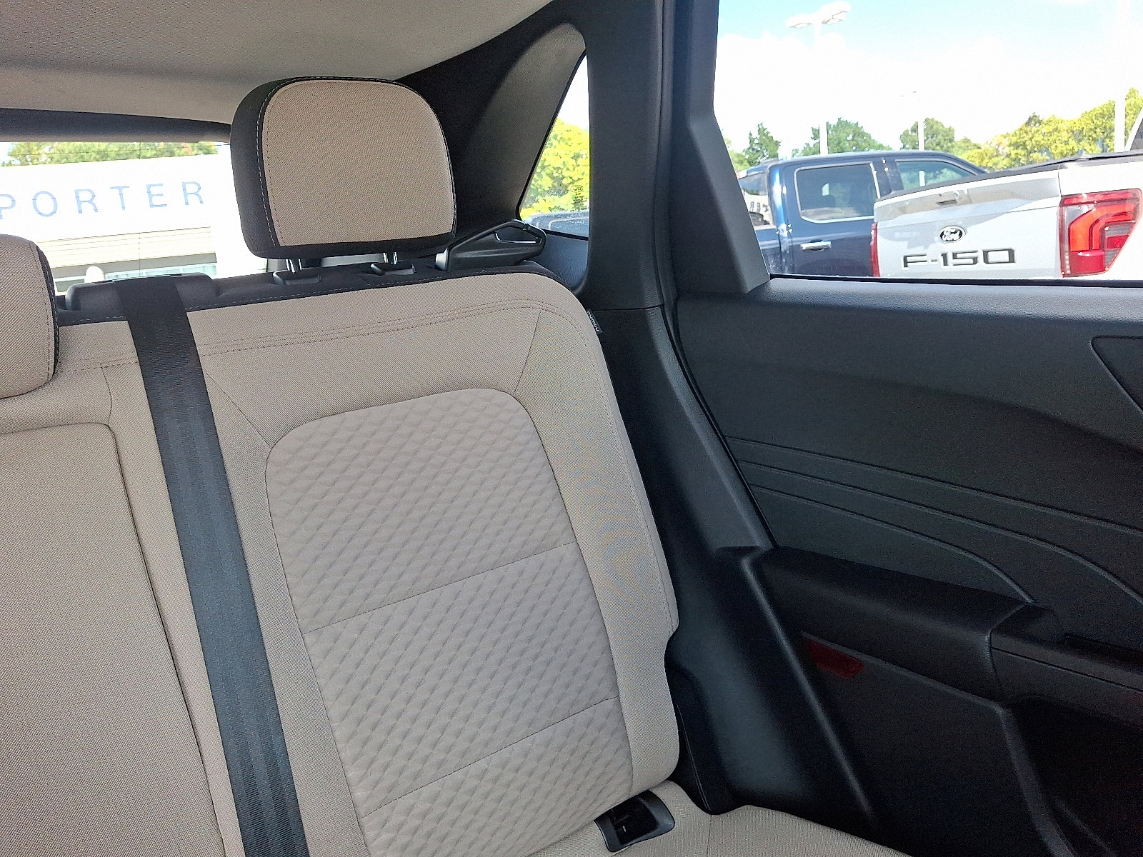 Certified 2022 Ford Escape SE w/ Convenience Package image 20