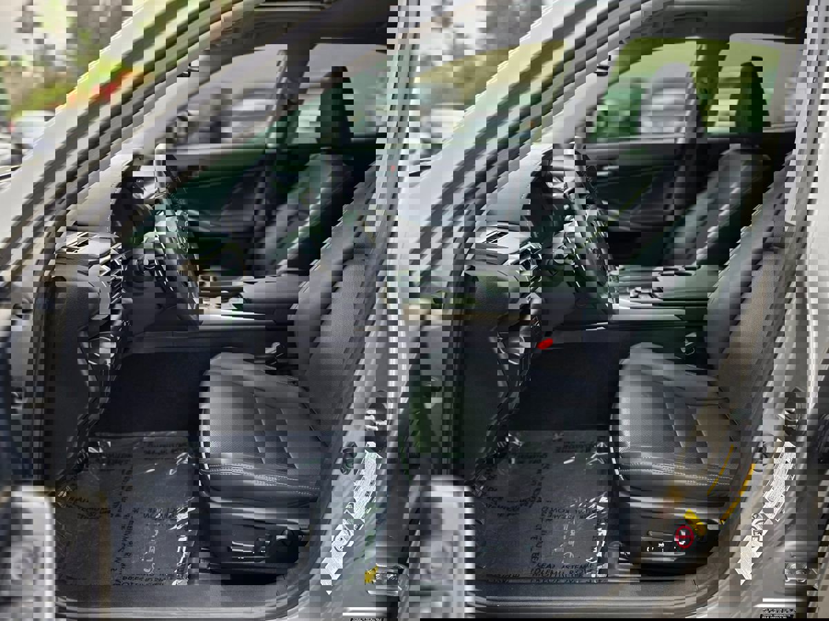 Used 2016 Lexus IS 200t image 14