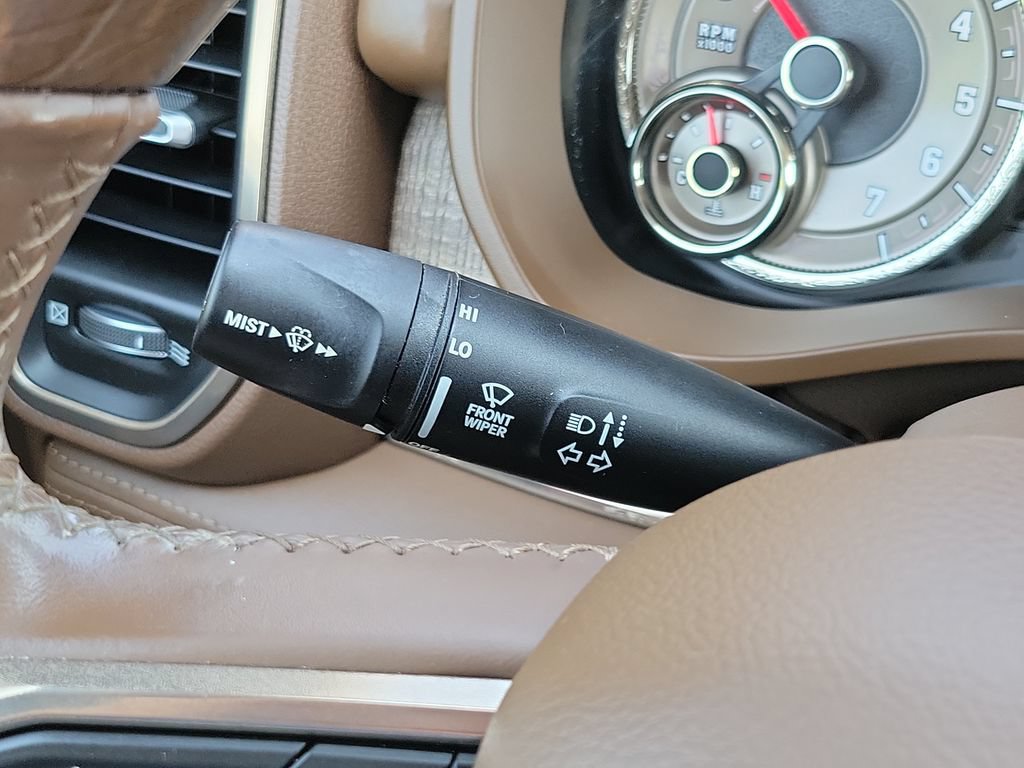 Used 2020 RAM 1500 Limited AWD/4WD image 16