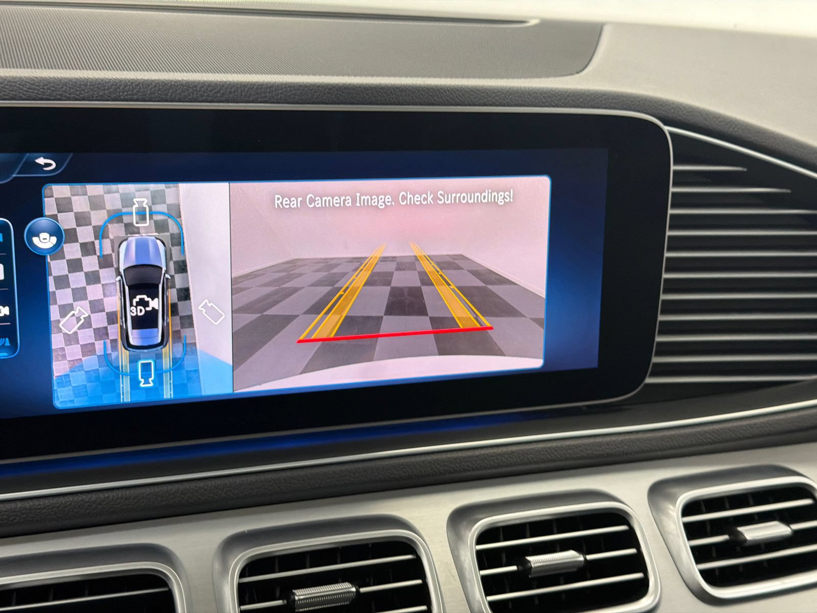 Used 2025 Mercedes-Benz GLE 350 4MATIC image 23