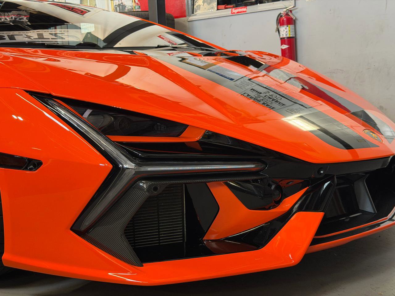 Used 2024 Lamborghini Revuelto image 25