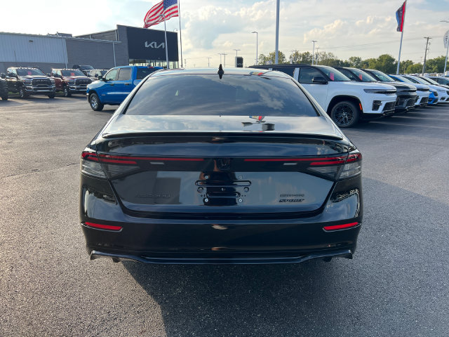 Used 2025 Honda Accord Sport image 6