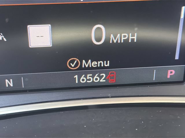 Used 2024 GMC Terrain AT4 w/ Infotainment Package II AWD/4WD image 17