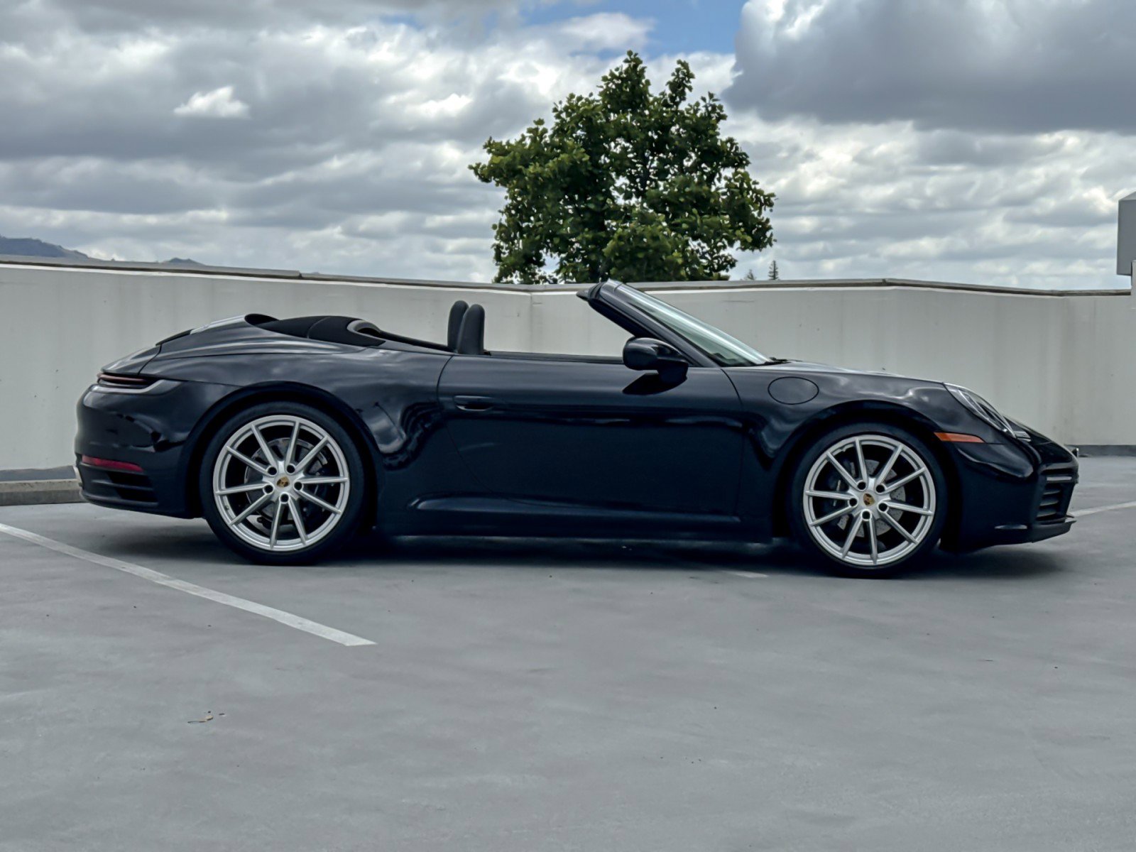 Used 2022 Porsche 911 Carrera image 9
