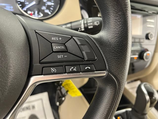 Used 2017 Nissan Rogue S FWD image 22