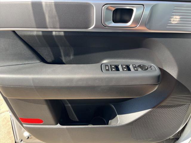 New 2026 Hyundai Santa Fe SE image 10