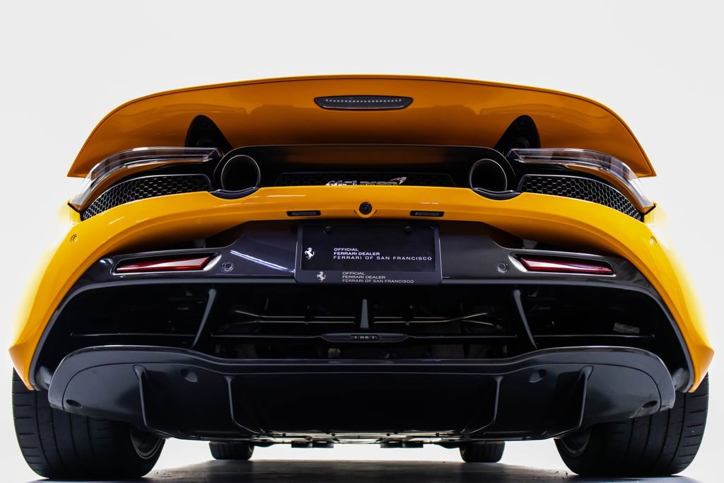 Used 2021 McLaren 720S Performance image 24