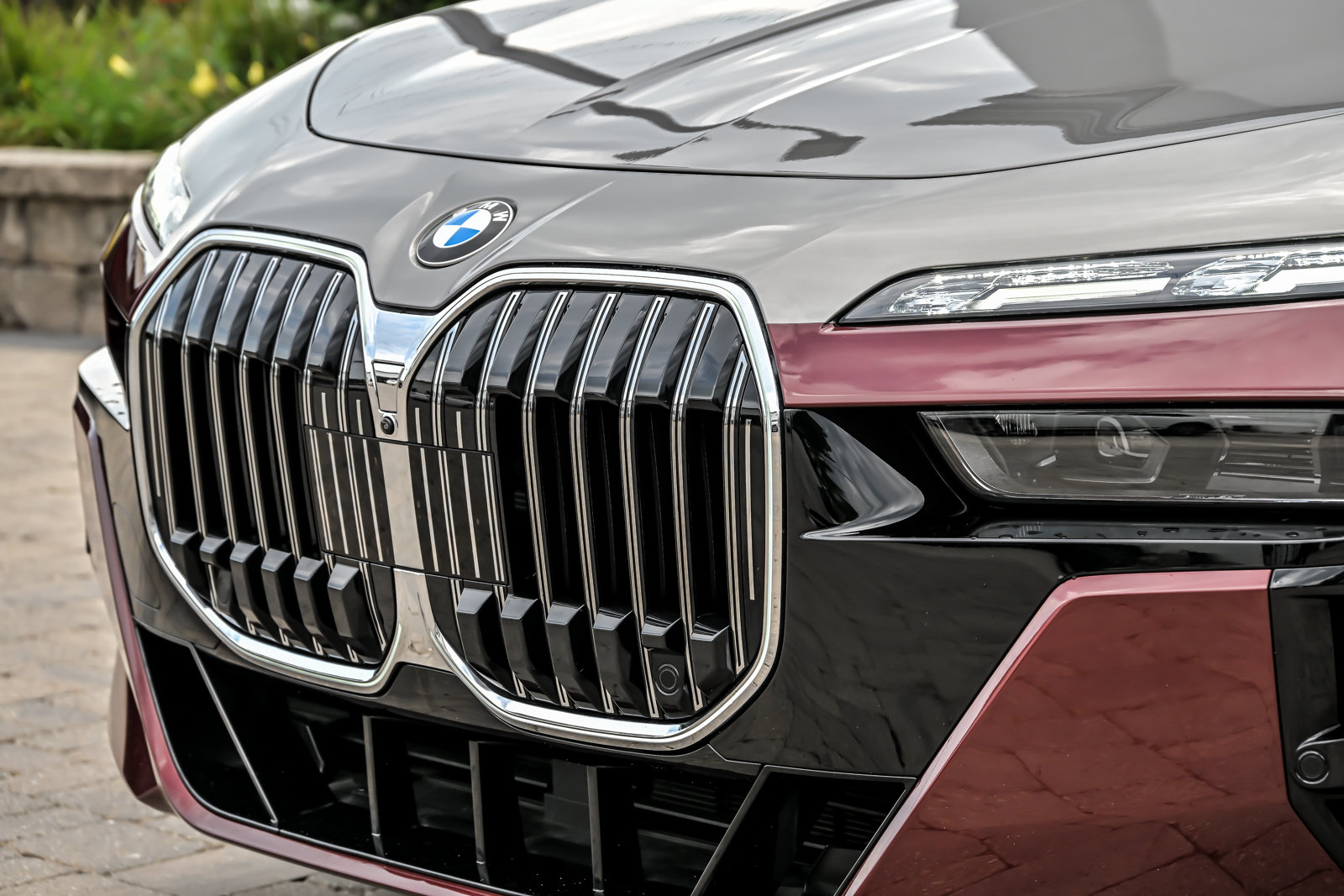 Used 2023 BMW 760i xDrive AWD/4WD image 8