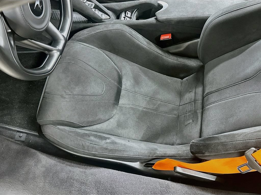 Used 2025 McLaren 750S Spider RWD image 21