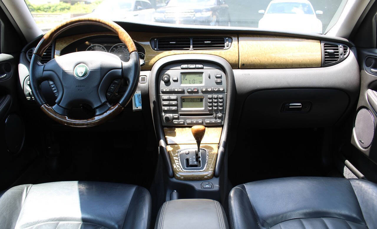 Used 2004 Jaguar X-TYPE 3.0 AWD/4WD image 14
