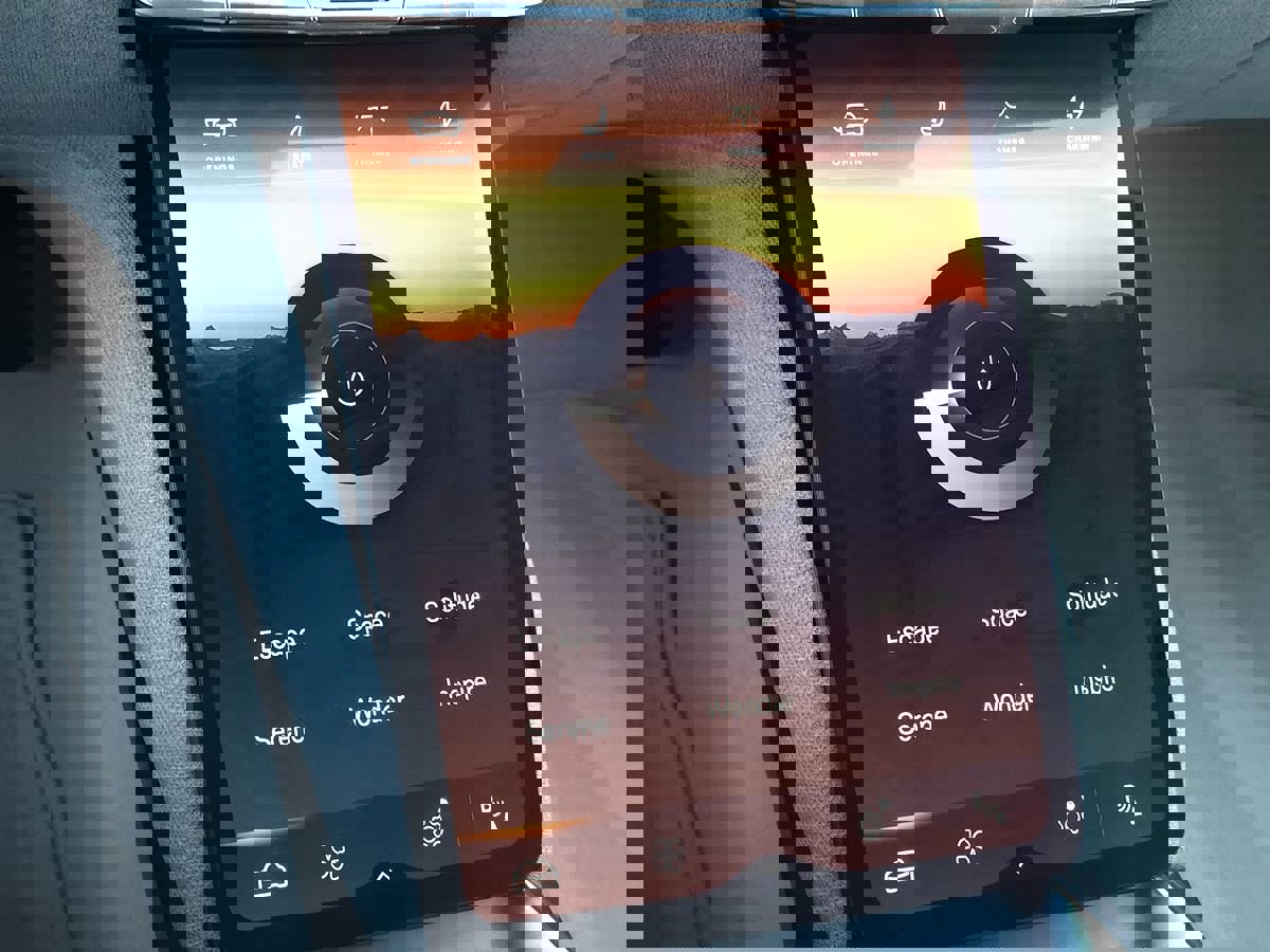 Used 2025 Lucid Air Pure image 40