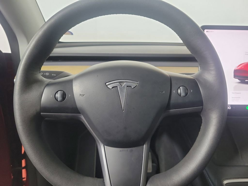 Used 2023 Tesla Model Y Long Range image 15