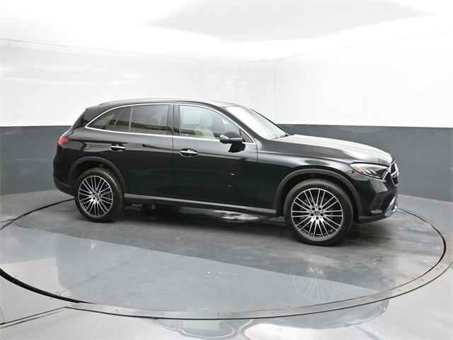 New 2025 Mercedes-Benz GLC 300 image 17