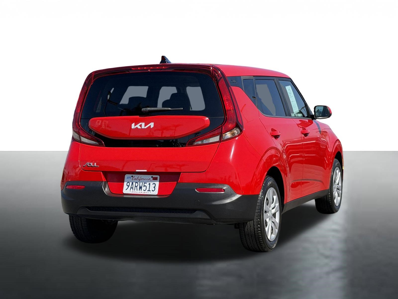 Used 2022 Kia Soul LX image 8